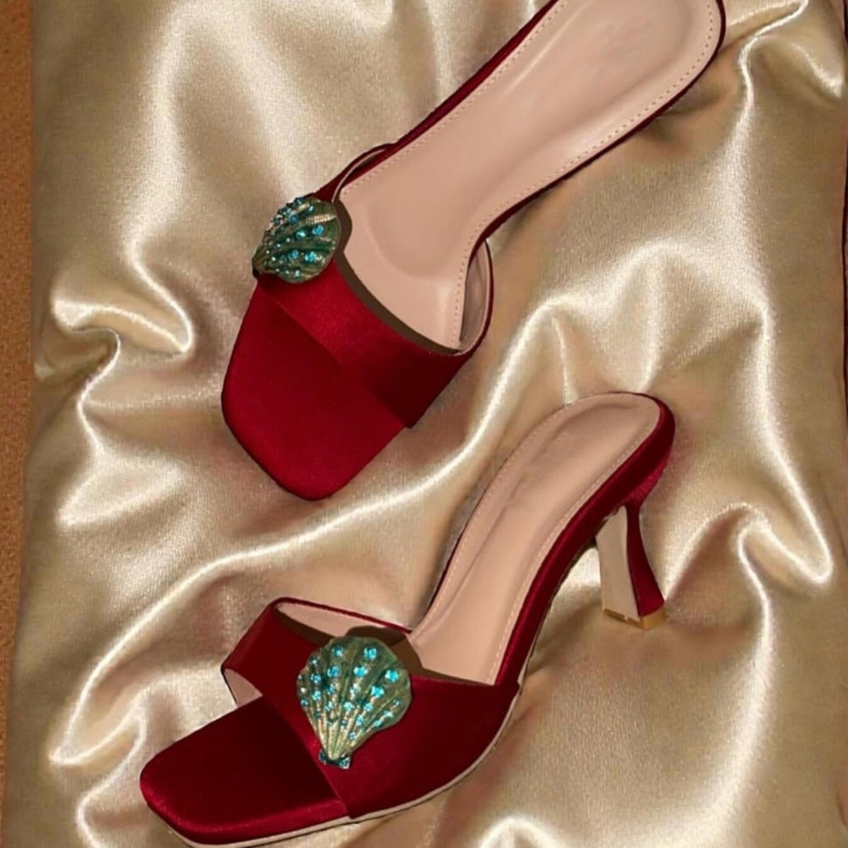 Thai Rhinestone Square Toe Hig - Sandals ulasan dan harga