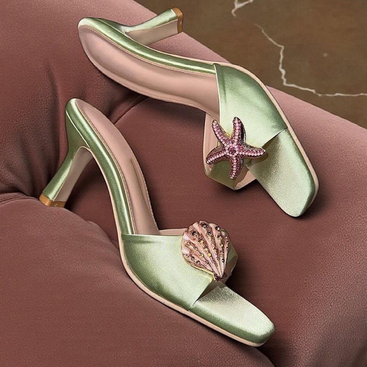 Thai Rhinestone Square Toe Hig - Sandals ulasan dan harga